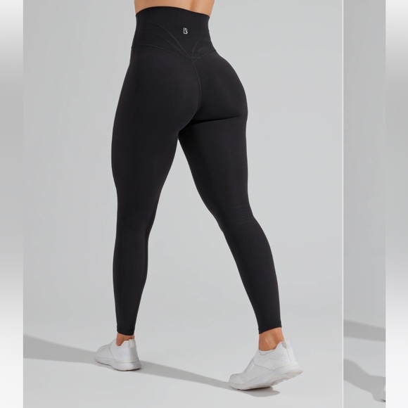 BuffBunny Black Leggings - Picture 1 of 8